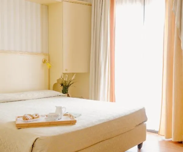 Liberty 4* Розето-дельи-Абруцци