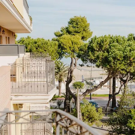 酒店 Liberty 阿布鲁齐的罗塞托